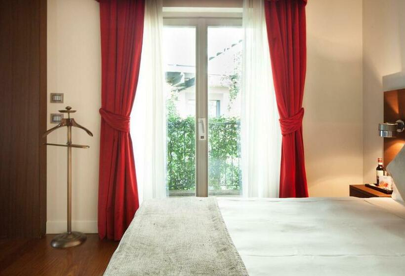 اتاق کلاسیک, Milano Scala