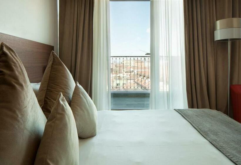 سوییت جونیور, Milano Scala