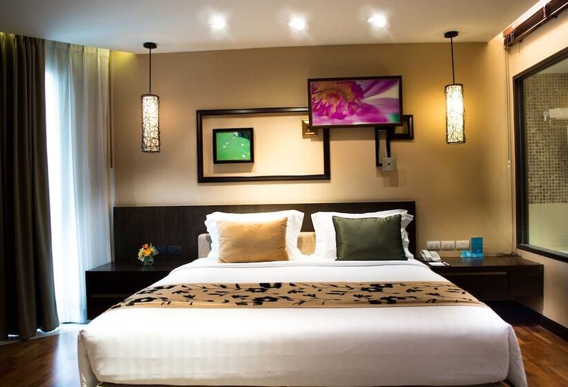 디럭스 룸 바다 전망, Aone Pattaya Beach Resort