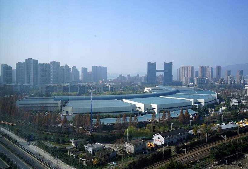 Номер Стандарт 2 Двуспальные Кровати, Four Points By Sheraton Hangzhou, Binjiang