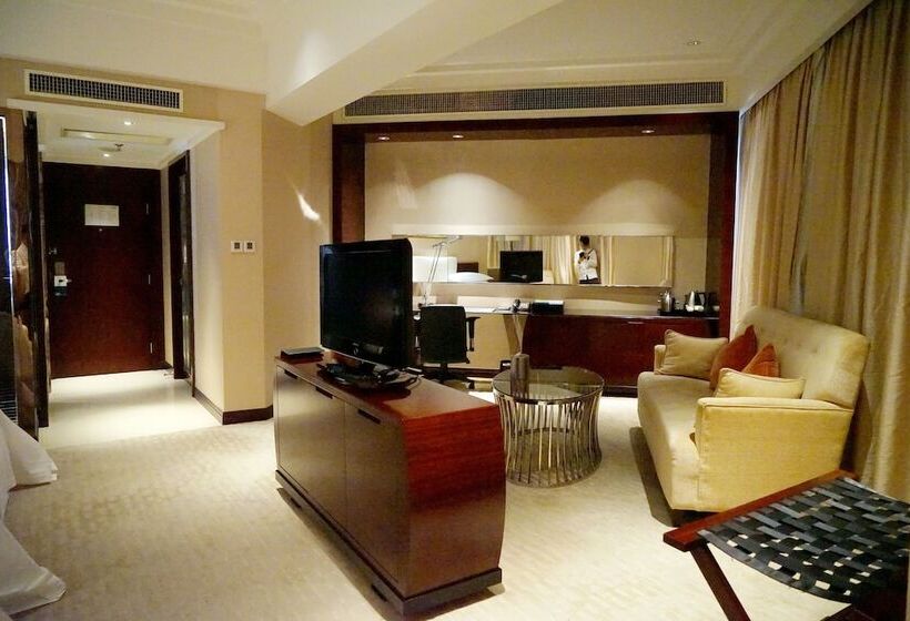 Номер Стандарт 2 Двуспальные Кровати, Four Points By Sheraton Hangzhou, Binjiang