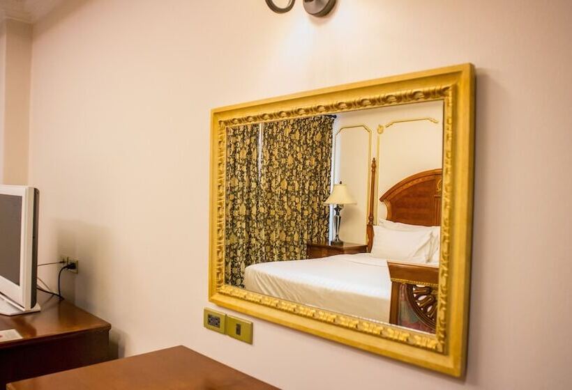 Люкс 2 Спальни, Four Seasons Place Pattaya