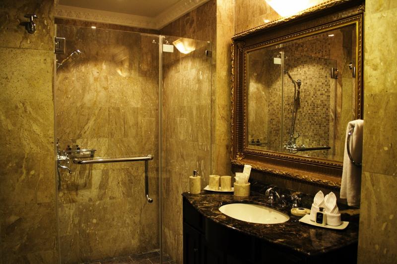 Люкс 2 Спальни, Four Seasons Place Pattaya