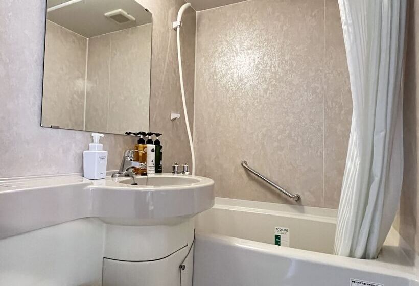 Номер Стандарт Трехместный, Apa Hotel Yodoyabashi Ekimae