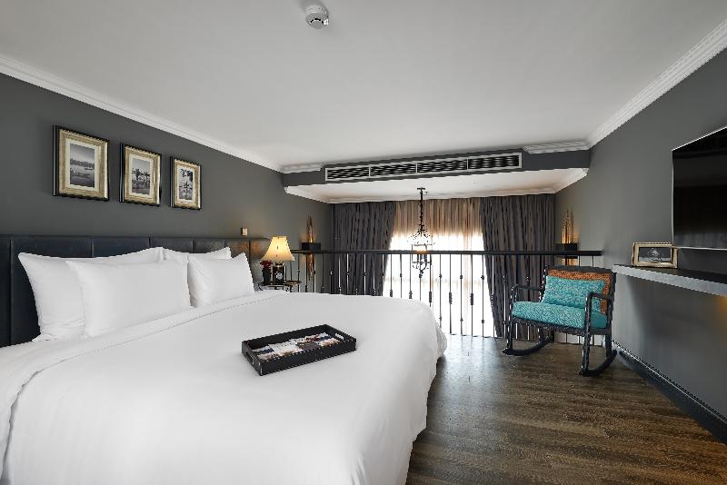 سوییت دوبلکس, La Siesta Premium Hang Be