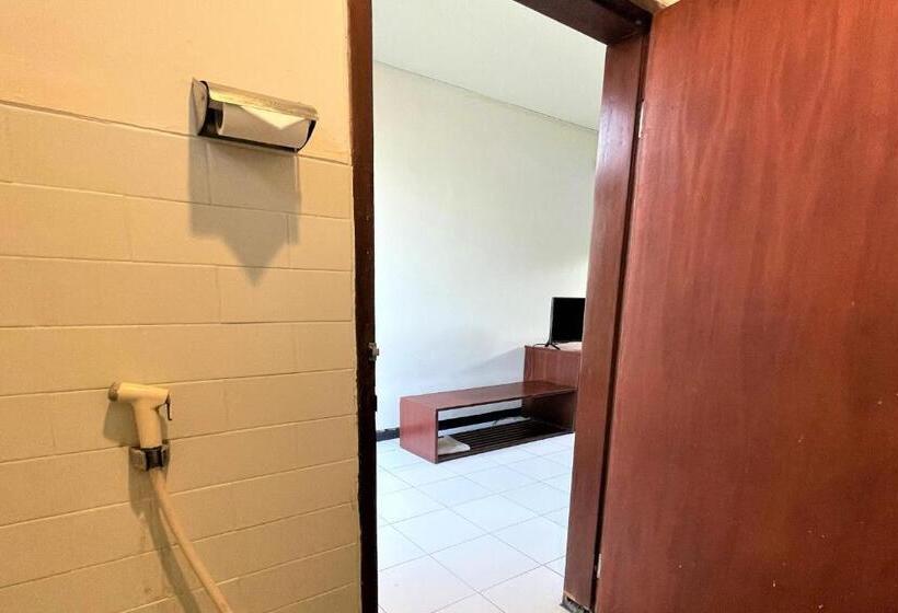 Номер Deluxe, The Yani Hotel Bali