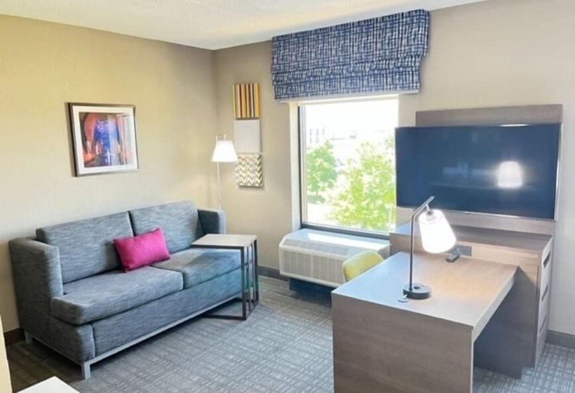 スタンダードルーム, Hampton Inn & Suites Louisville East