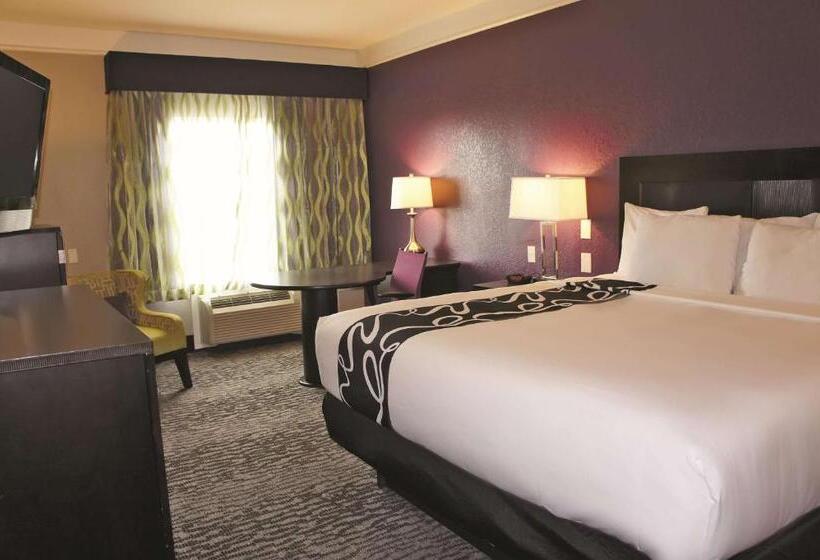 Номер Deluxe Кровать Кинг, La Quinta By Wyndham Pearland