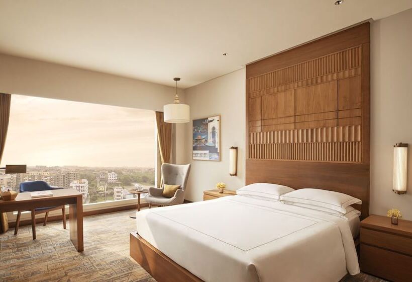 Club Kamer, Taj City Centre New Town