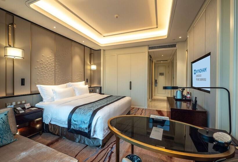Номер Deluxe Вид на Город, Wyndham Qingdao