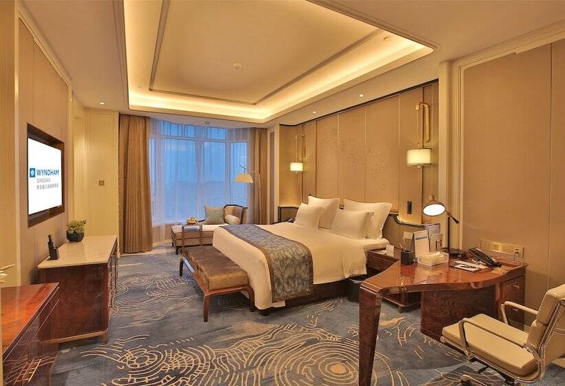 Номер Executive, Wyndham Qingdao