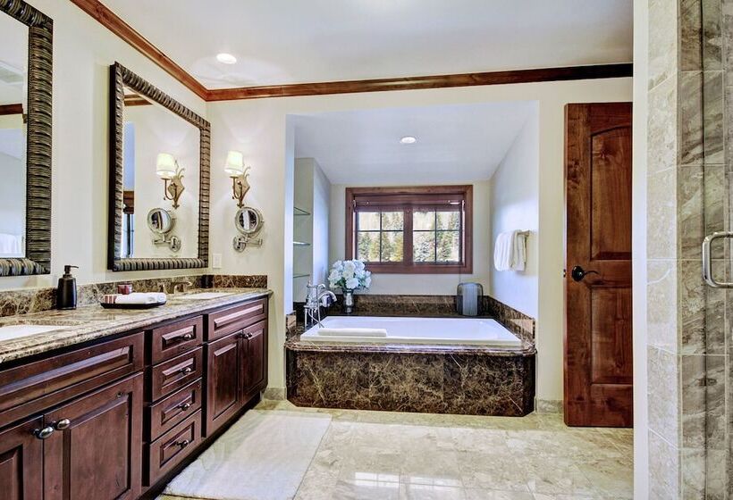 Апартаменты 4 Спальни, The Vail Collection At The Ritz Carlton Residences Vail