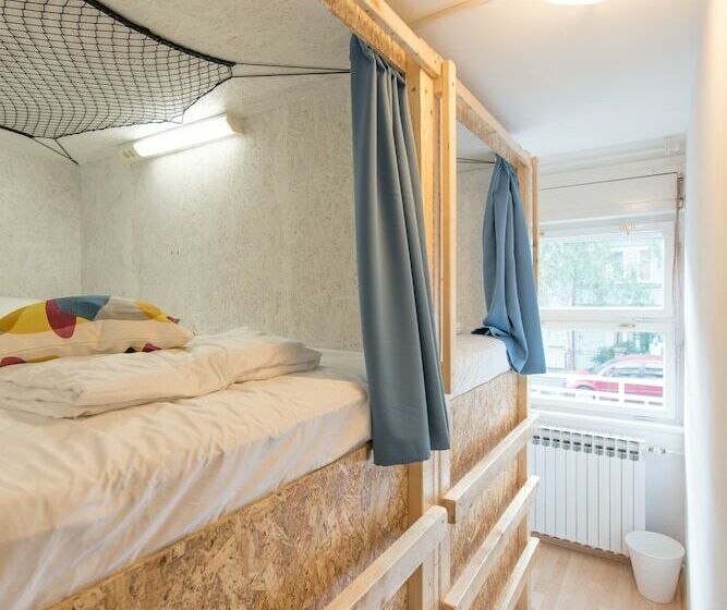 공동 객실, Bubu Hostel
