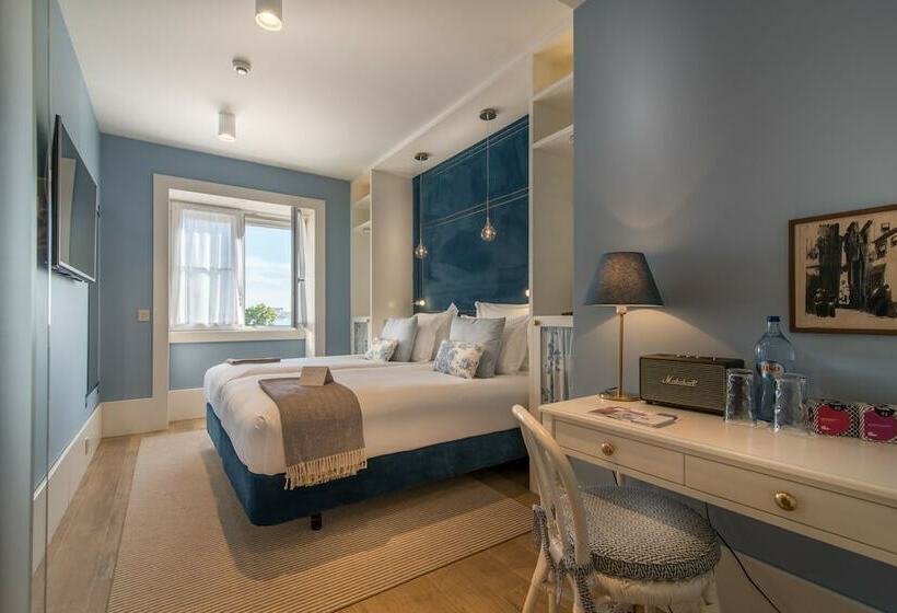 Quarto superior vista rio, Lx Boutique