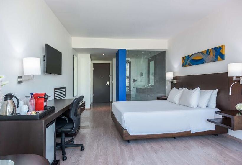 Номер Superior, NH Collection Royal Smartsuites