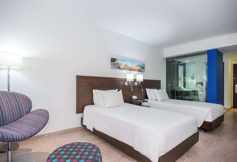 Семейный Номер, NH Collection Royal Smartsuites