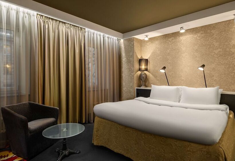 سوییت, Radisson Sonya Hotel, St. Petersburg