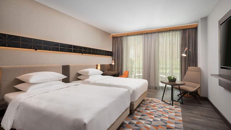 Апартаменты 3 Спальни, St. James Place