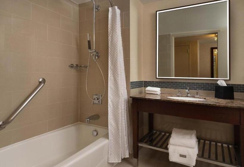 Номер Стандарт 2 Двуспальные Кровати, The Westin Reston Heights