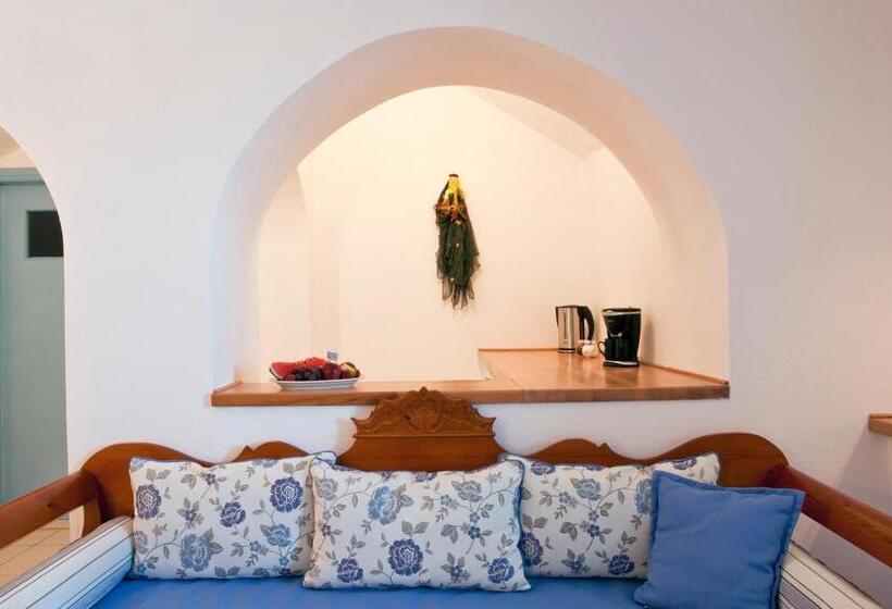패밀리 룸, Kastro Suites