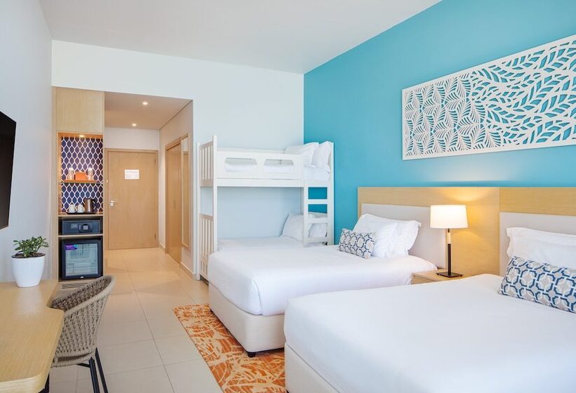 家庭间, Centara Mirage Beach Resort Dubai