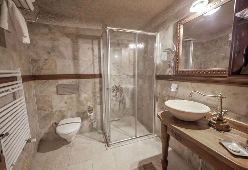 Полулюкс, Kelebek Special Cave Hotel & Spa