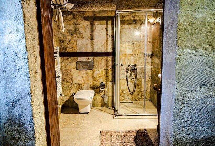 Полулюкс, Kelebek Special Cave Hotel & Spa