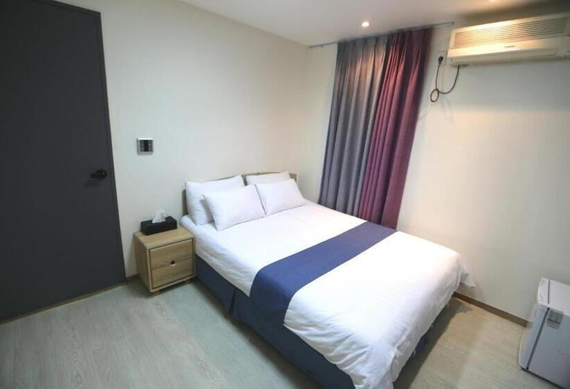 スタンダードルーム, Must Stay Hotel Myeongdong