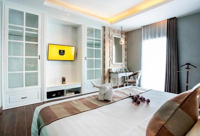 Номер Deluxe, Savero Hotel Depok