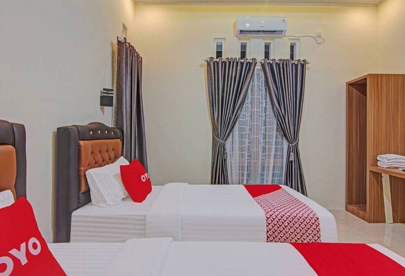 اتاق لوکس, Capital O 90643 Suri Guest House Syariah