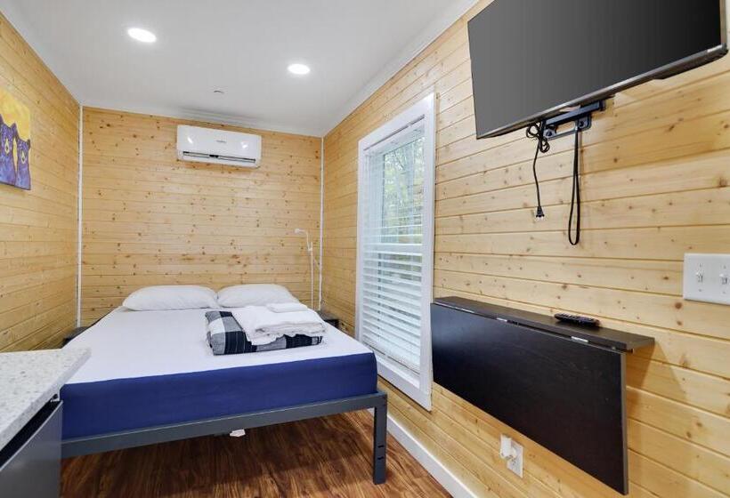 Студия Стандарт, Camptel Poconos Lodging