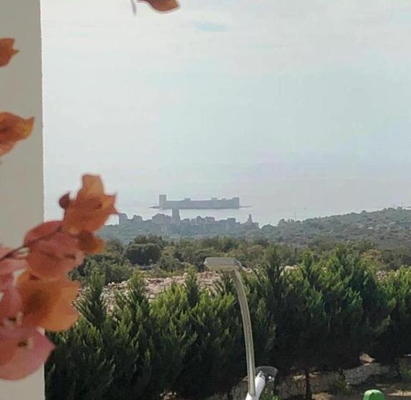 اتاق سوپریور خانوادگی, Watercastle Suits