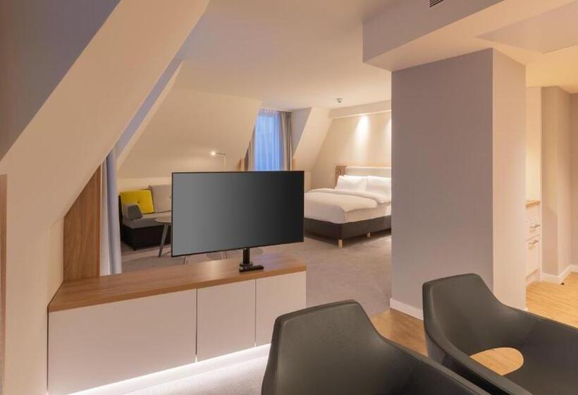 스위트, Holiday Inn Express & Suites   Potsdam, An Ihg