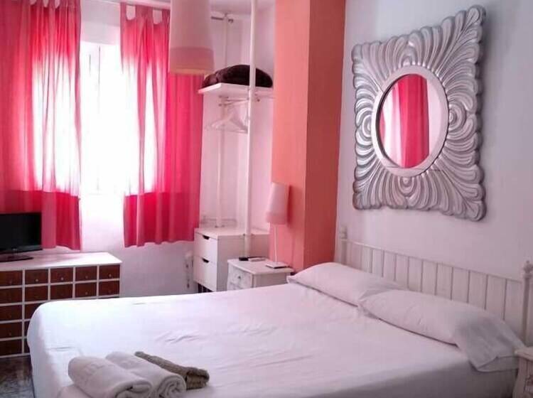 غرفة قياسية, Hostal El Cid