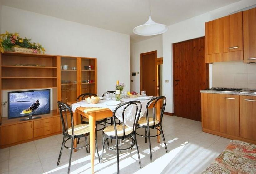 آپارتمان 2 خوابه, Residence La Rotonda