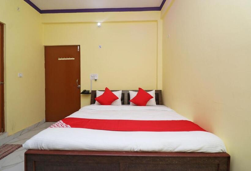 Трехместный Номер Классика, Oyo 30897 Shri Shyam Lawn & Resort