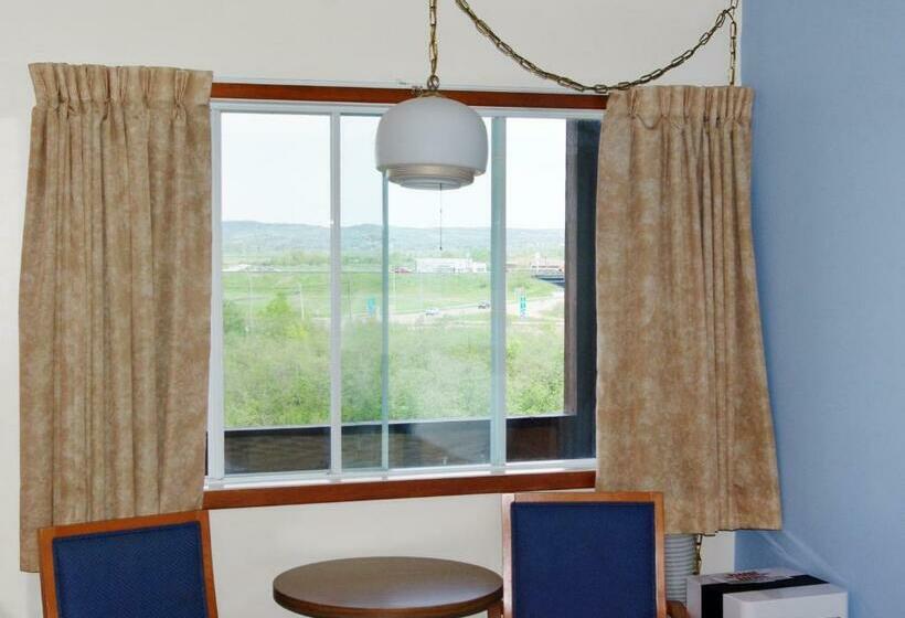 带2个双人床的标准工作室, Tidal Bore Inn