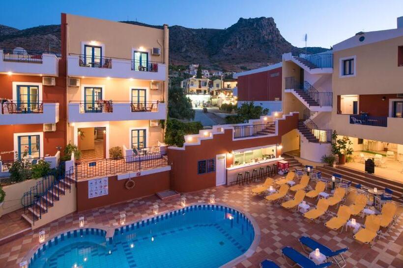 סוויטת ג'וניור, Astra Village & Suites