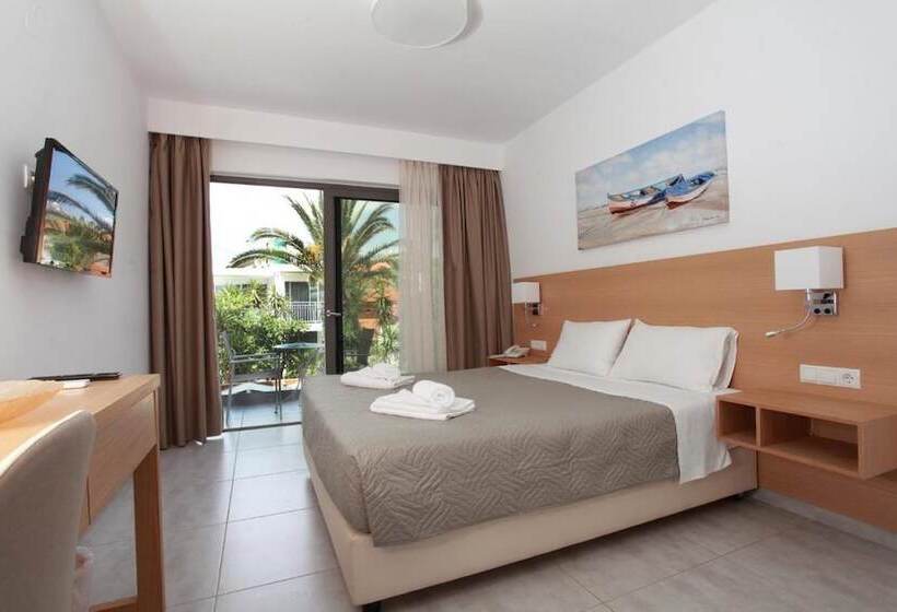 سوییت جونیور با چشم‌انداز دریا, Cretan Beach Resort   Adults Only
