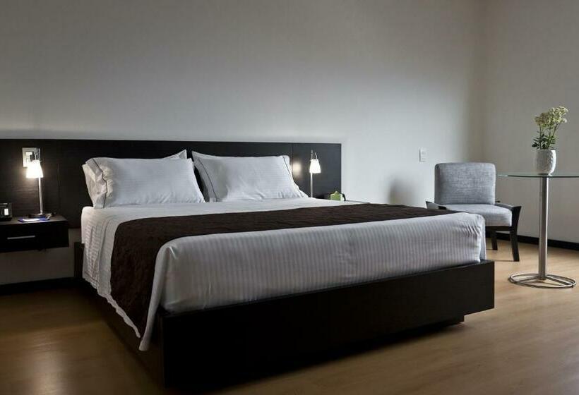 수피리어 룸, Tequendama Hotel Medellín   Estadio