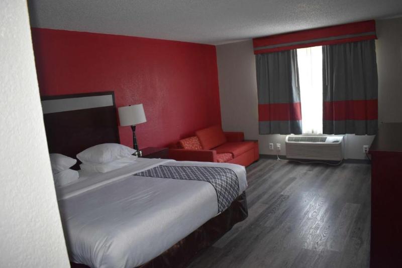 חדר סטנדרט עם מיטת קינג, Surestay Plus Hotel By Best Western San Antonio North