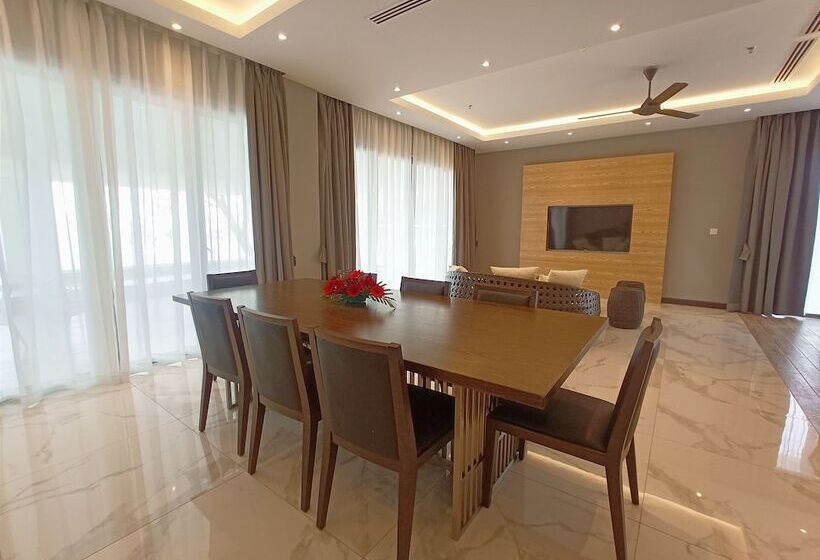 سوییت, Pacific Regency Beach Resort Port Dickson