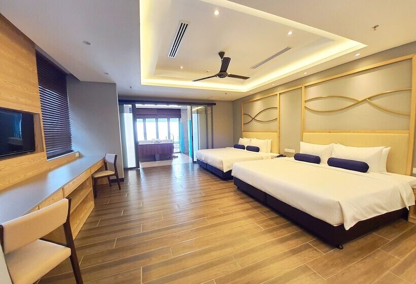سوییت جونیور, Pacific Regency Beach Resort Port Dickson