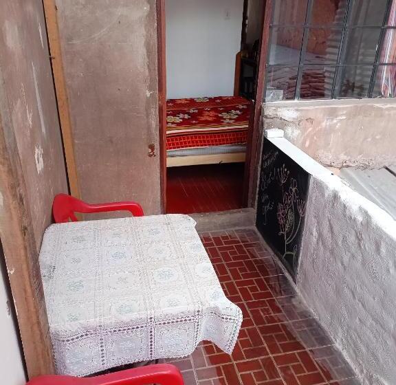 غرفة ديلوكس مزودة بشرفة, Sk Hostal