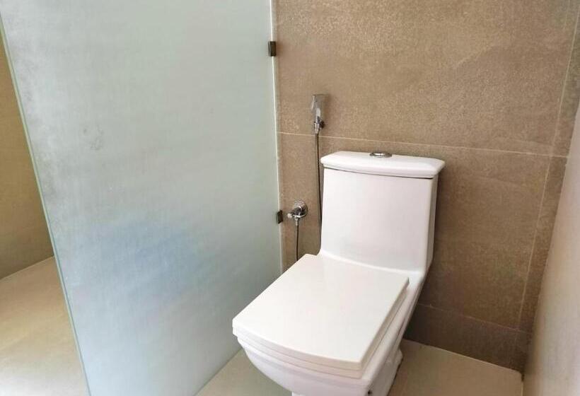 Номер Deluxe, Cherai Beach Valley