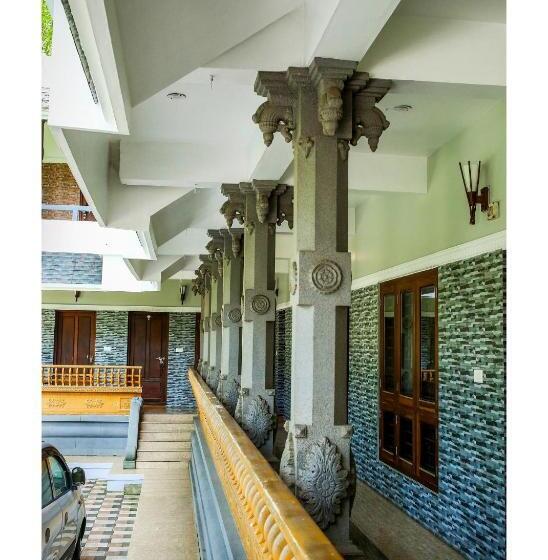 Семейный Номер, Cherai Beach Valley