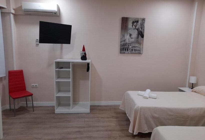 Студия Стандарт, Hospedaje Benacazon A49