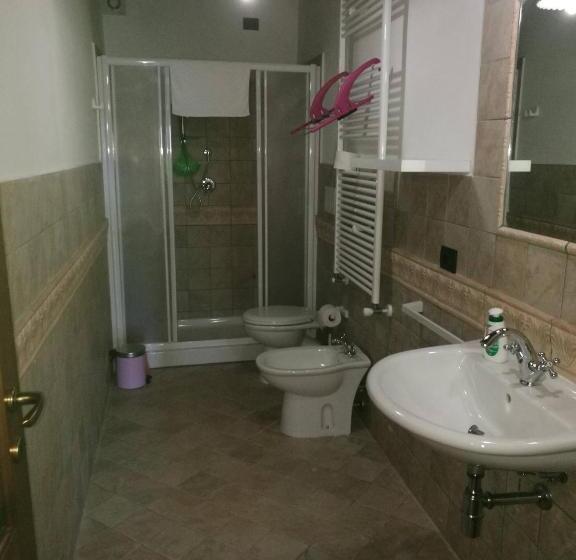 스탠다드 트리플 룸, Room In Guest Room   Triple Room In Amazing Context