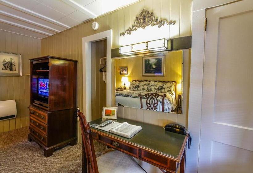 스탠다드 룸 킹사이즈 침대, Mountainaire Inn And Log Cabins