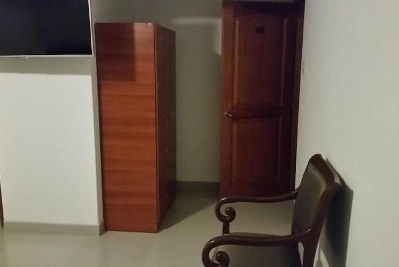 Standard Room, Siball